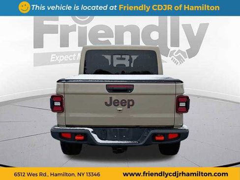 Used 2022 Jeep Gladiator Mojave w/ LED Lighting Group image 4