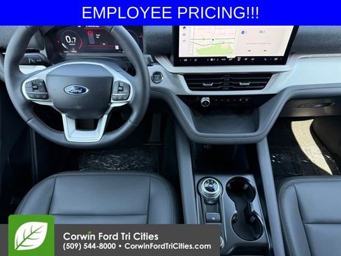 New 2026 Ford Explorer Active w/ Active Comfort Package AWD/4WD image 3