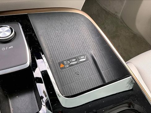 Used 2025 Buick Enclave Avenir w/ Super Cruise Package image 32