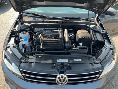 Used 2017 Volkswagen Jetta S w/ Jetta S Cold Weather Package FWD image 22