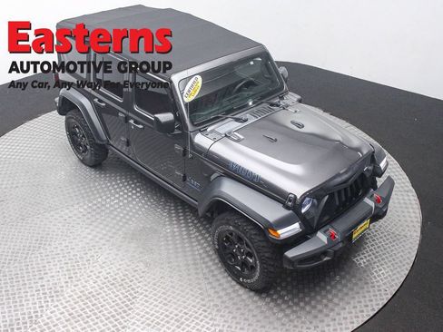 Used 2023 Jeep Wrangler Unlimited w/ Cold Weather Group AWD/4WD image 3