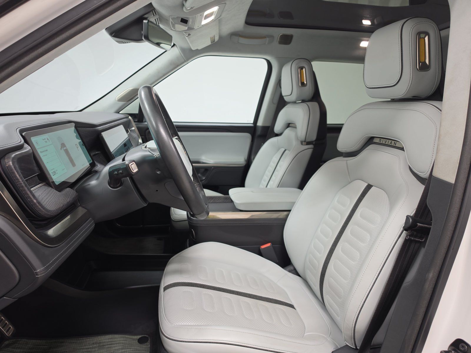 Used 2023 Rivian R1T Adventure Quad AWD/4WD image 20