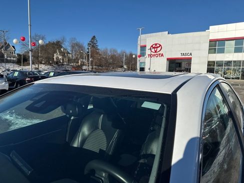 Used 2023 Toyota Camry SE image 44