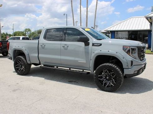 Used 2024 GMC Sierra 1500 Elevation AWD/4WD image 14