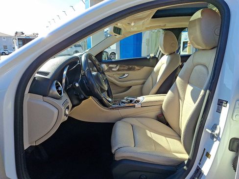 Used 2015 Mercedes-Benz C 300 4MATIC Sedan image 10