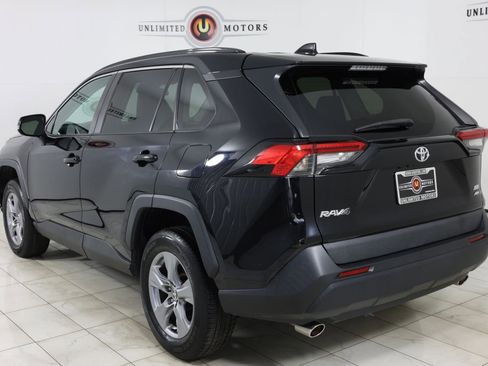 Used 2022 Toyota RAV4 XLE image 4