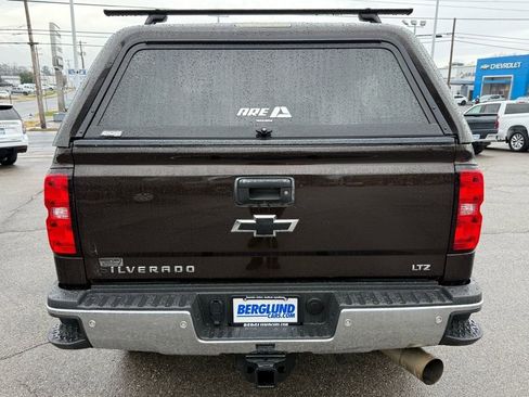 Used 2018 Chevrolet Silverado 2500 LTZ w/ Duramax Plus Package image 5