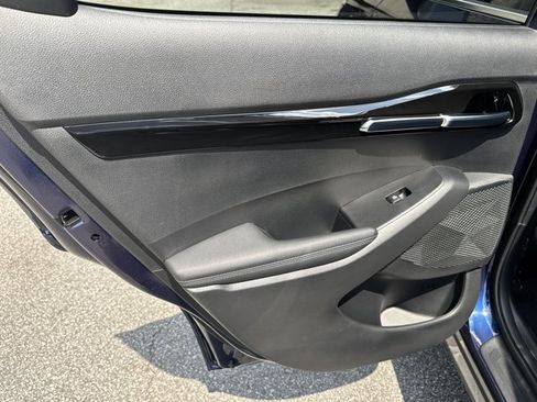 Certified 2024 Kia Seltos EX FWD image 22