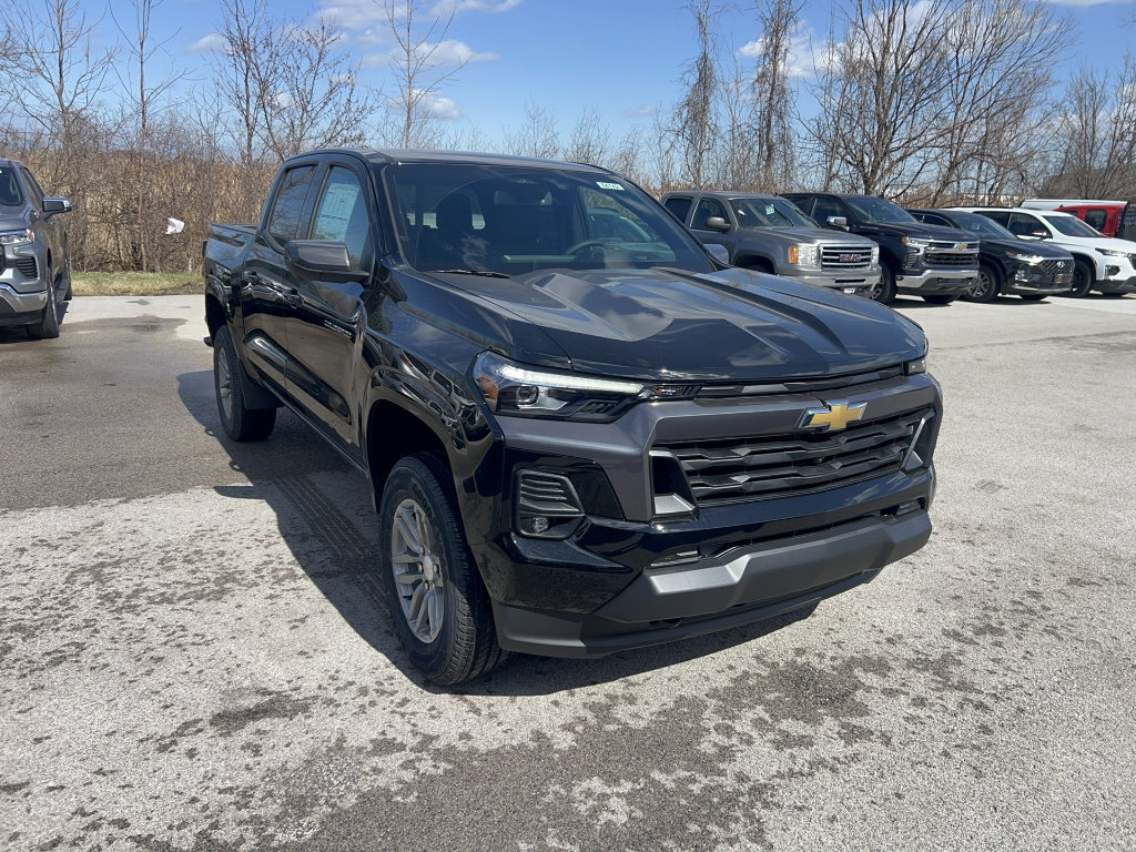 New 2026 Chevrolet Colorado LT w/ LT Convenience Package AWD/4WD image 3