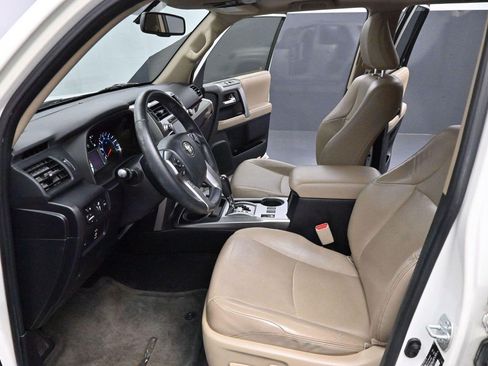 Used 2016 Toyota 4Runner Limited AWD/4WD image 11