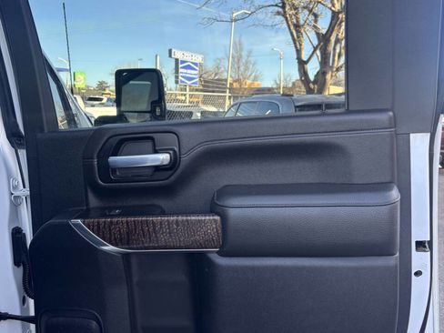 Used 2021 GMC Sierra 2500 Denali w/ Denali Ultimate Package image 15