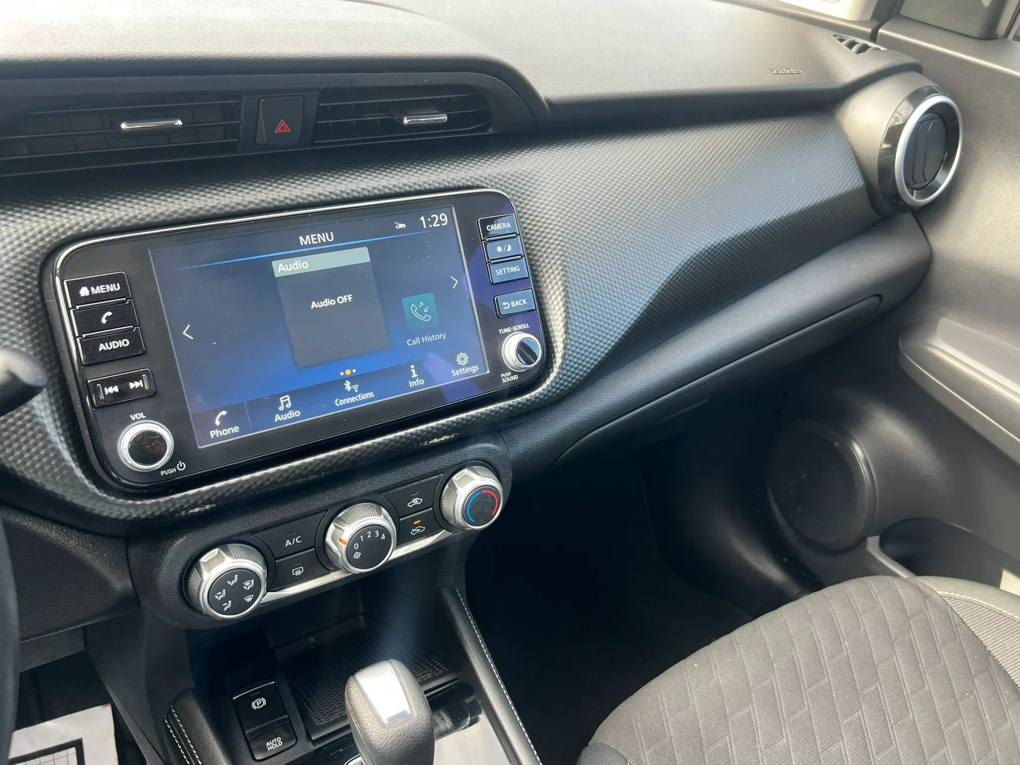 Used 2024 Nissan Kicks SV w/ Exterior Package FWD image 23