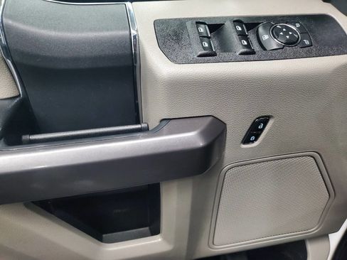 Used 2022 Ford F350 XLT w/ XLT Value Package image 10