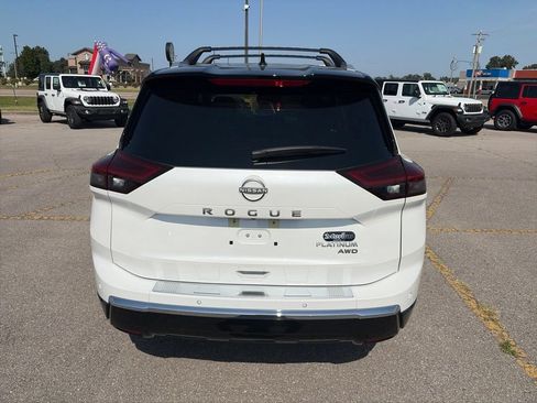 Used 2026 Nissan Rogue Platinum w/ Platinum Premium Package AWD/4WD image 5