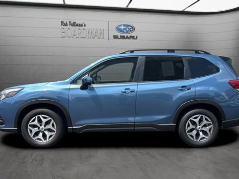 Used 2024 Subaru Forester Premium AWD/4WD image 9