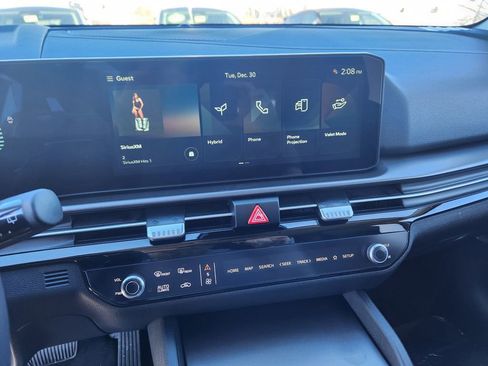 New 2026 Kia Sportage EX image 18