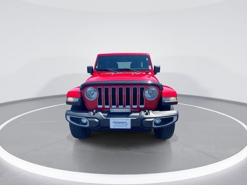 Used 2021 Jeep Wrangler Unlimited Sahara AWD/4WD image 3