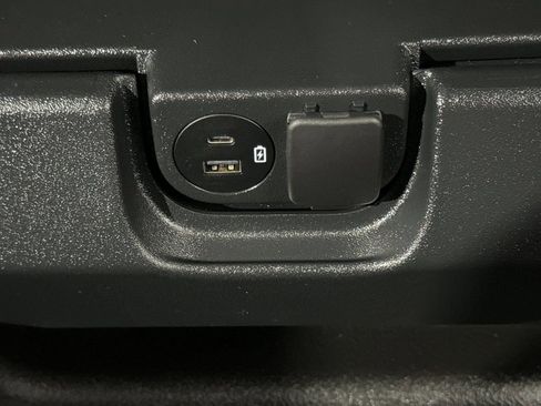 Used 2021 Ford F150 XLT AWD/4WD image 34