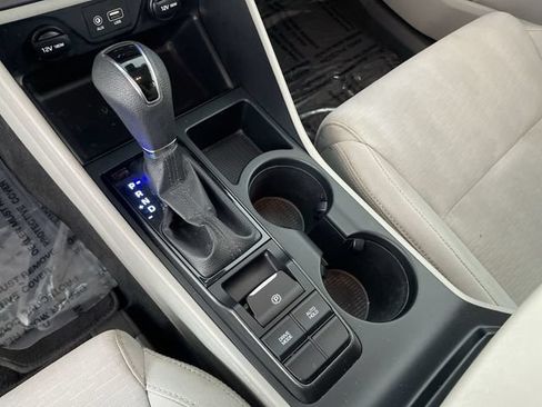 Used 2021 Hyundai Tucson SE FWD image 31