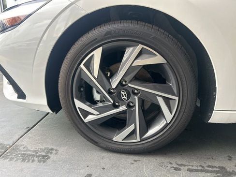 New 2026 Hyundai Elantra Limited w/ Cargo Package image 38