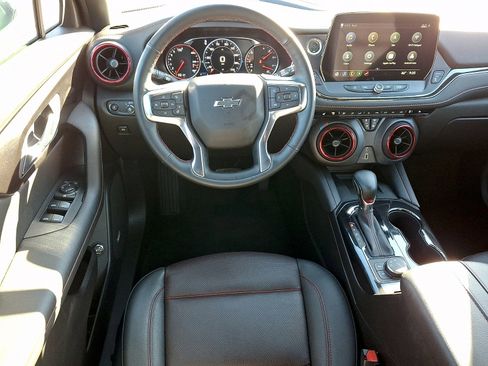Used 2025 Chevrolet Blazer RS image 10
