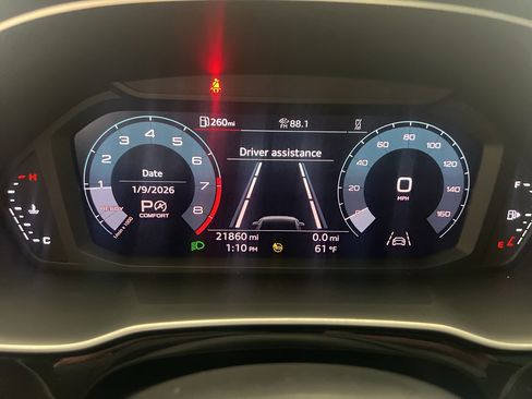 Used 2023 Audi Q3 2.0T Premium w/ Black Optic Sport Package image 19