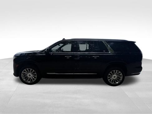 Used 2023 Cadillac Escalade ESV Premium Luxury AWD/4WD image 8