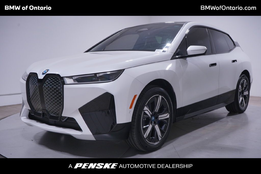 Used 2024 BMW iX xDrive50 w/ Sport Package AWD/4WD image 1