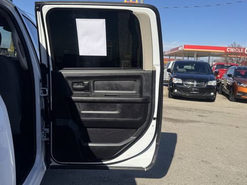 Used 2016 RAM 1500 Express image 23