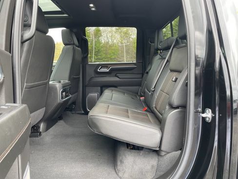 Certified 2025 Chevrolet Silverado 2500 High Country w/ Technology Package AWD/4WD image 32