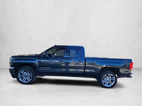 Used 2018 Chevrolet Silverado 1500 LT w/ All Star Edition image 8