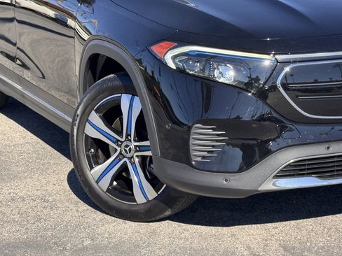 Used 2023 Mercedes-Benz EQB 300 4MATIC image 4