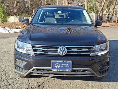 Used 2021 Volkswagen Tiguan SE image 3