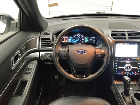 Used 2017 Ford Explorer Sport w/ Equipment Group 401A AWD/4WD image 22