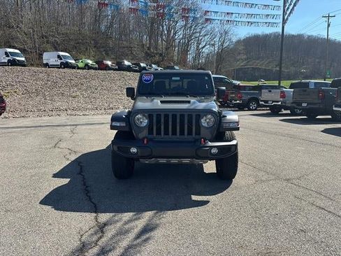 Used 2021 Jeep Gladiator Mojave AWD/4WD image 2
