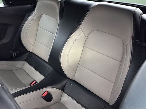 Used 2024 Ford Mustang Premium image 22