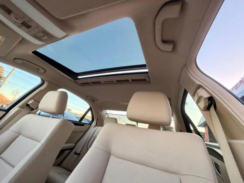 Used 2016 Mercedes-Benz E 350 4MATIC Sedan image 10