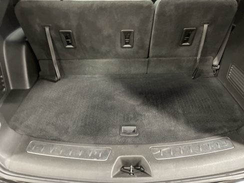 Used 2023 Buick Enclave Essence w/ Sport Touring Edition image 13