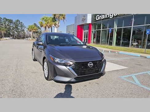 Used 2024 Nissan Sentra S image 18