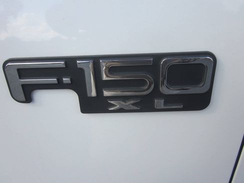 Used 2002 Ford F150 XL RWD image 25