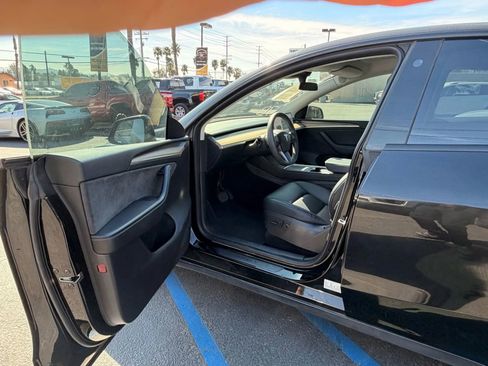 Used 2023 Tesla Model Y Long Range image 8