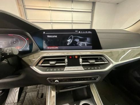 Used 2019 BMW X7 xDrive40i w/ Parking Assistance Package AWD/4WD image 10