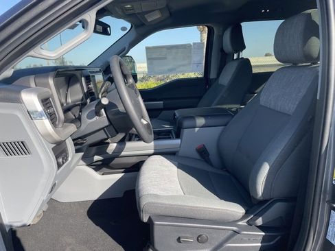 New 2026 Ford F250 XLT w/ XLT Premium Package image 21