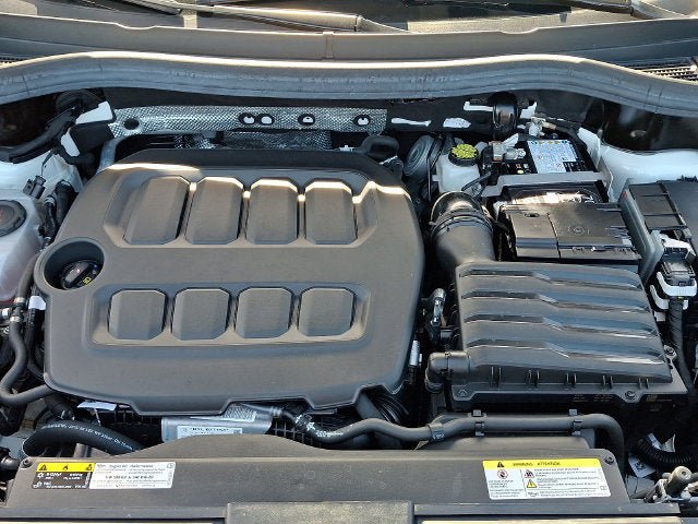 Used 2025 Volkswagen Tiguan SE R-Line AWD/4WD image 28