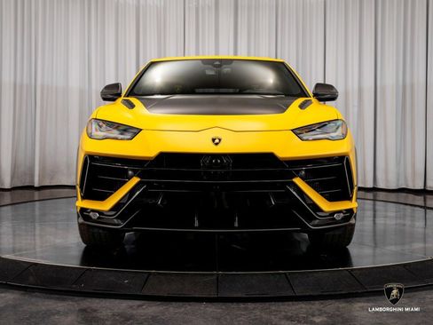 Used 2024 Lamborghini Urus Performante image 6