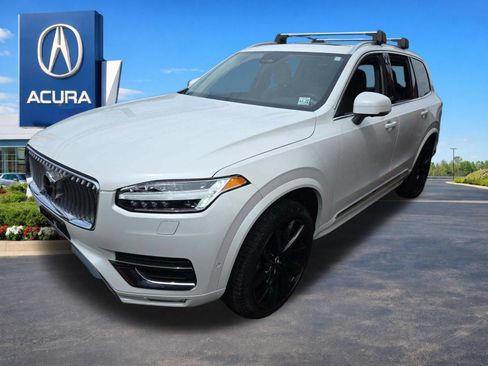 Used 2023 Volvo XC90 B6 Plus w/ Protection Package Premier AWD/4WD image 11