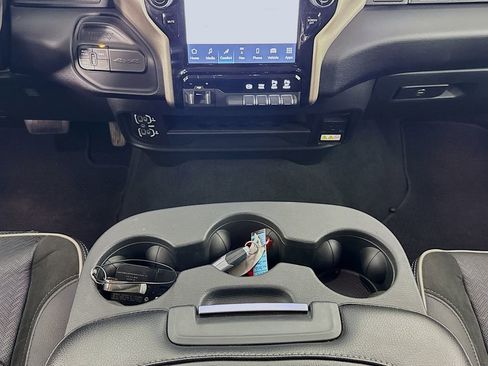 Used 2023 RAM 2500 Laramie image 27