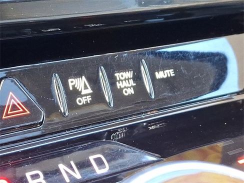 Used 2022 Jeep Wagoneer Series III w/ Premium Group I image 29