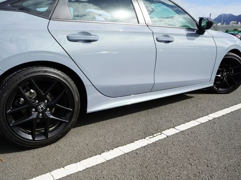 Used 2024 Honda Civic Sport image 7