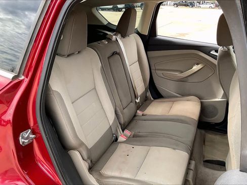 Used 2014 Ford Escape SE w/ Equipment Group 201A FWD image 19